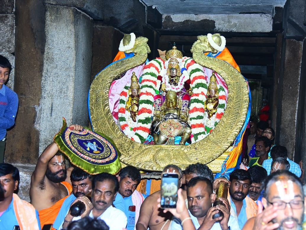 ಮೇಲುಕೋಟೆ ವೈಭವದಿಂದ ಜರುಗಿದ ಶ್ರೀ ಕೃಷ್ಣರಾಜಮುಡಿ ಉತ್ಸವ.