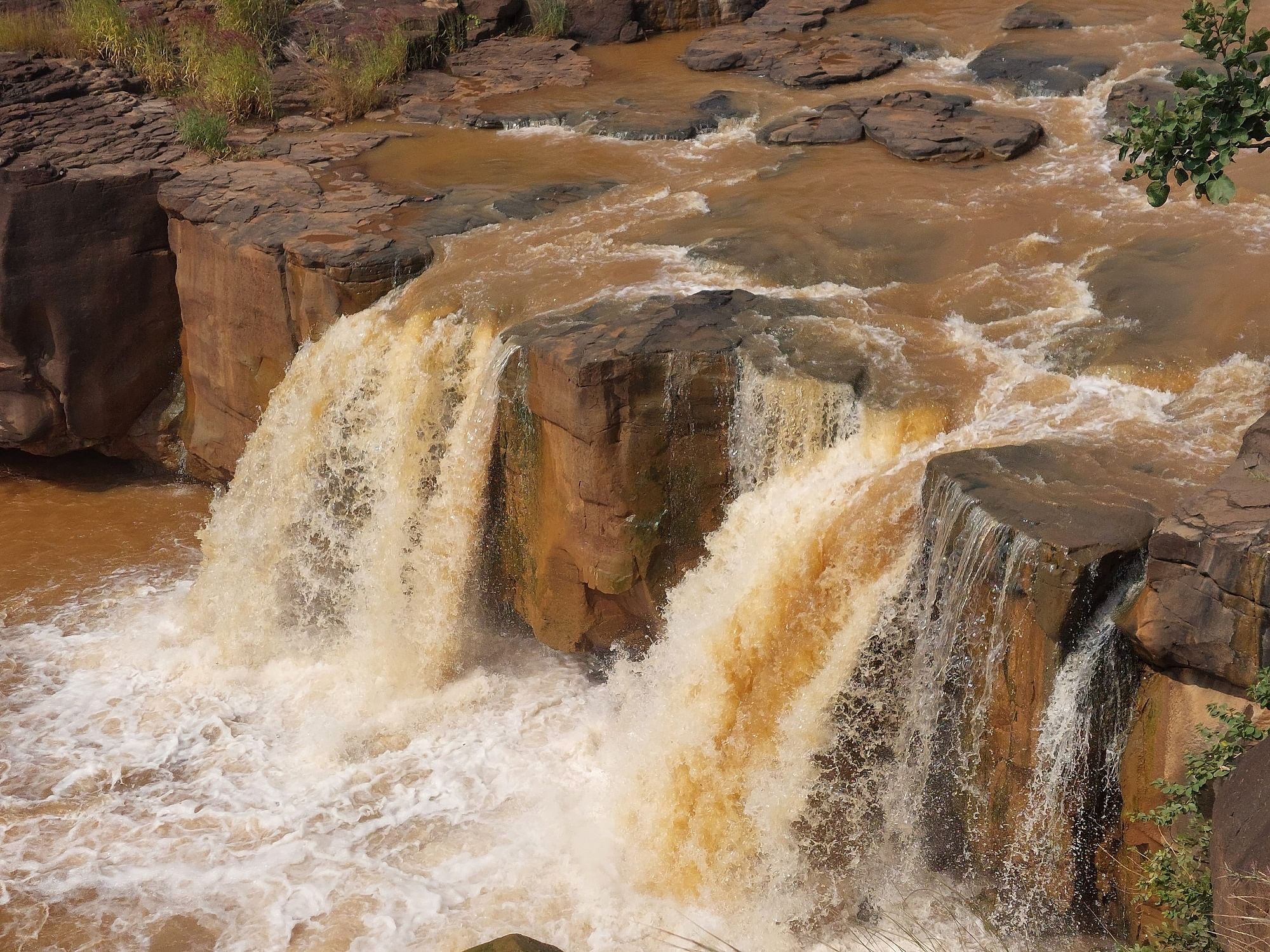 ಚಿಂಚೋಳಿ ತಾಲ್ಲೂಕಿನ ಎತ್ತಿಪೋತೆ ಜಲಪಾತದ ಸುಂದರ ನೋಟ