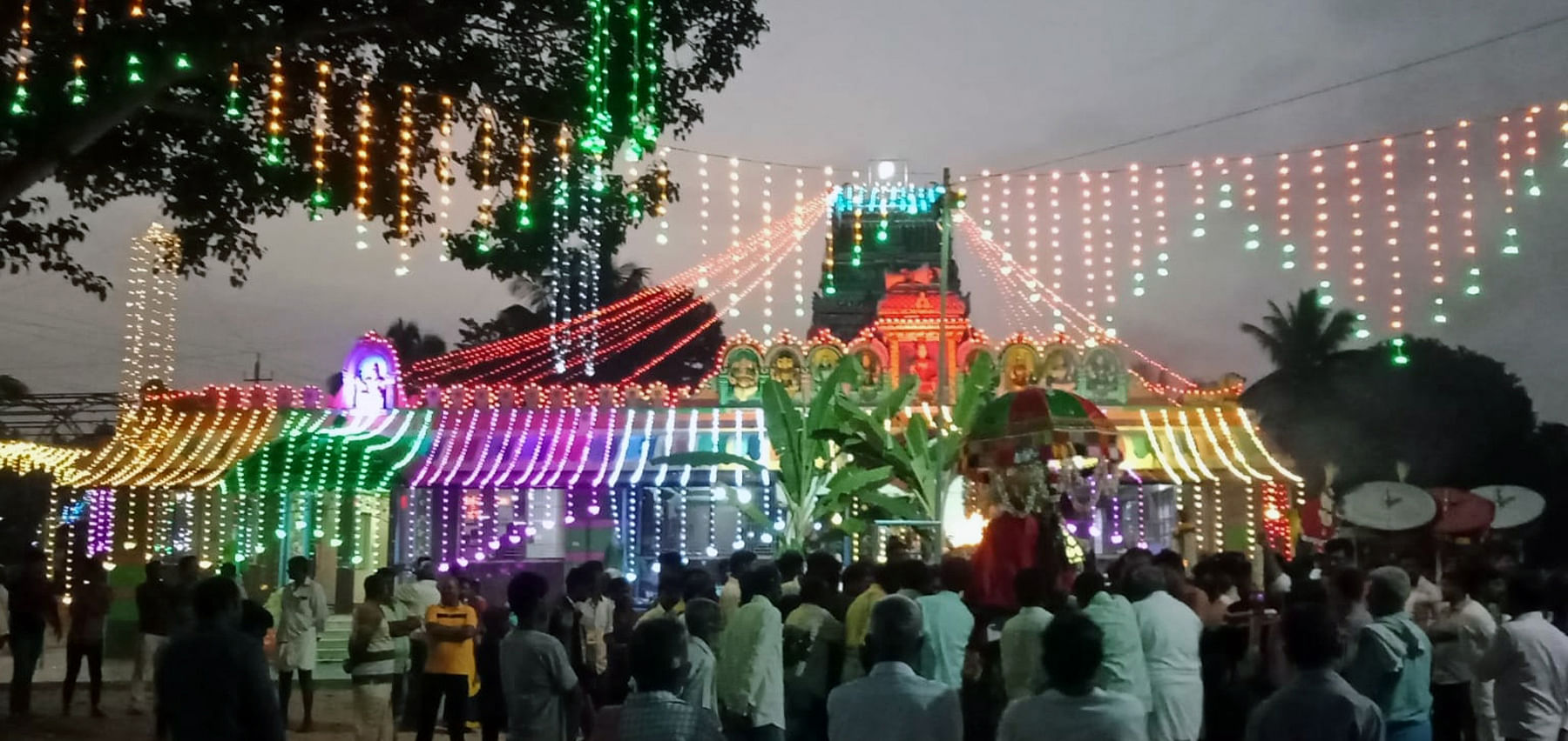 ಯಳಂದೂರು ತಾಲ್ಲೂಕಿನ ಅಗರ-ಮಾಂಬಳ್ಳಿ ಹಿಂಡಿ ಮಾರಮ್ಮ ದೇವಳದ ನೋಟ
