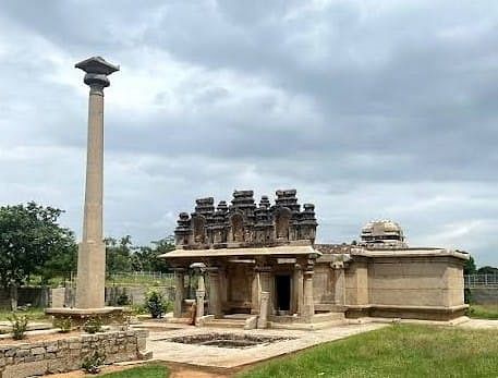 ಕಮಲಾಪುರದ ಗಾಣಗಿತ್ತಿ ಜೈನ ದೇವಾಲಯ