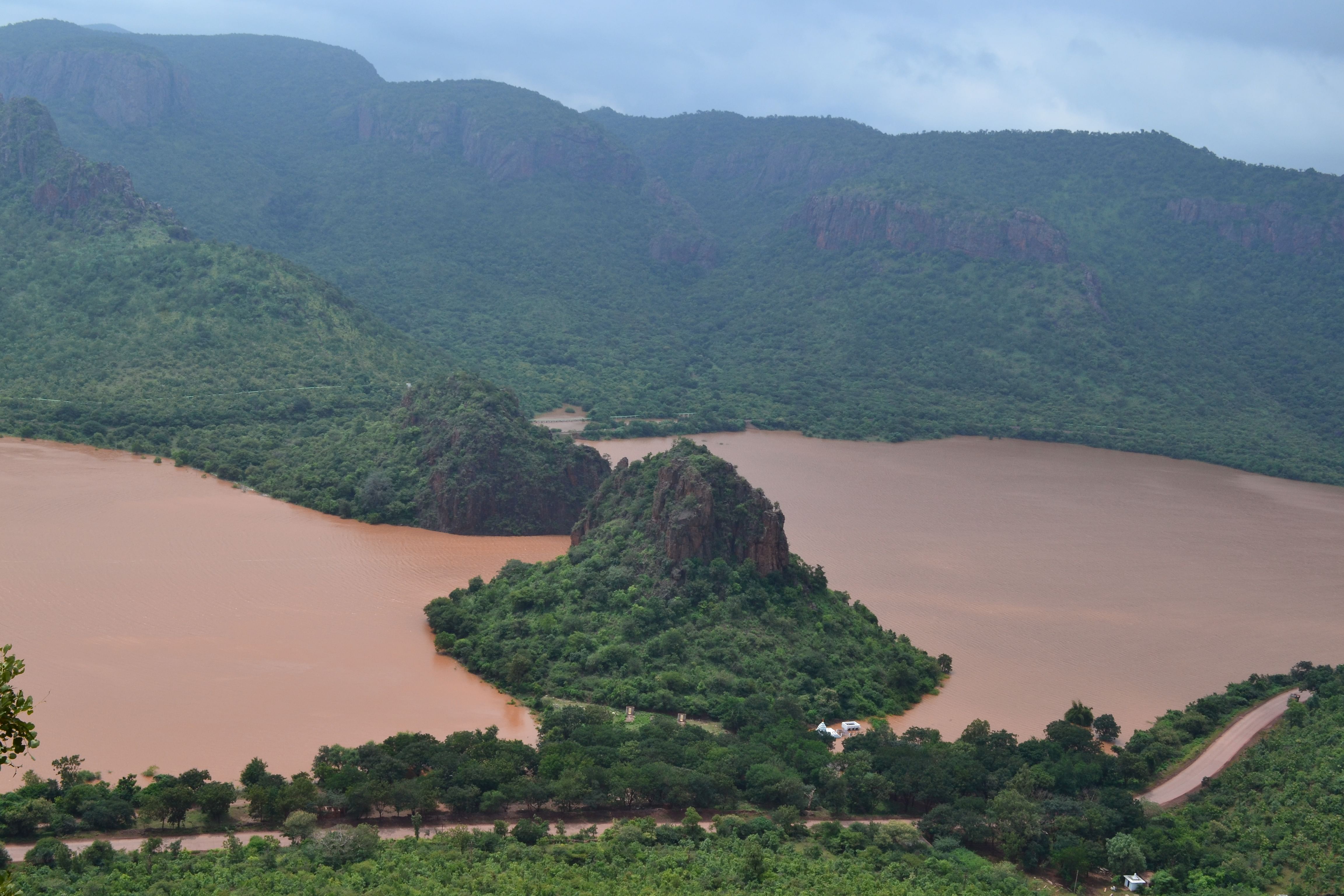 ಸಂಡೂರು ಅರಣ್ಯ ಪ್ರದೇಶ