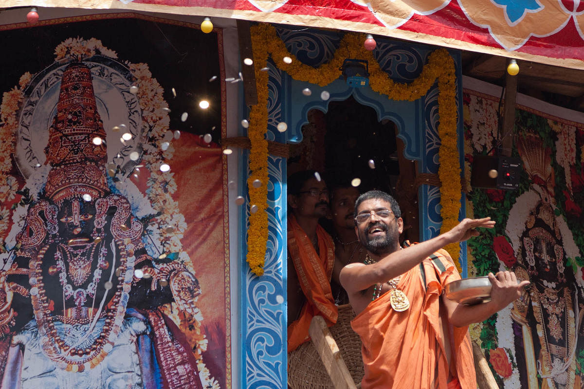 ಶೀರೂರು ಮಠದ ಲಕ್ಷ್ಮೀವರತೀರ್ಥ ಸ್ವಾಮೀಜಿ