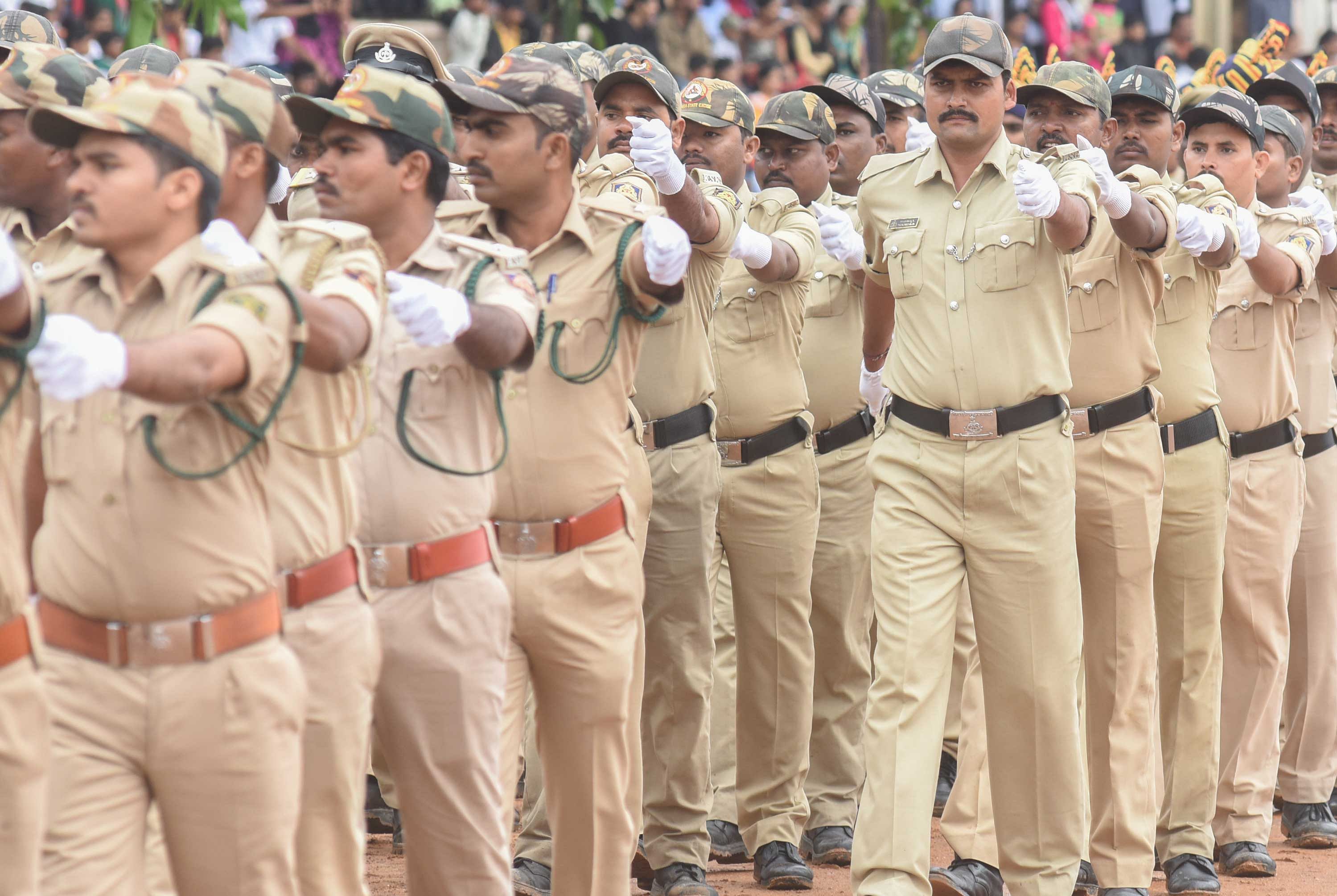 ಪೊಲೀಸ್ ಇಲಾಖೆ ಕಚೇರಿ ಸಿಬ್ಬಂದಿ –ಸಾಂದರ್ಭಿಕ ಚಿತ್ರ