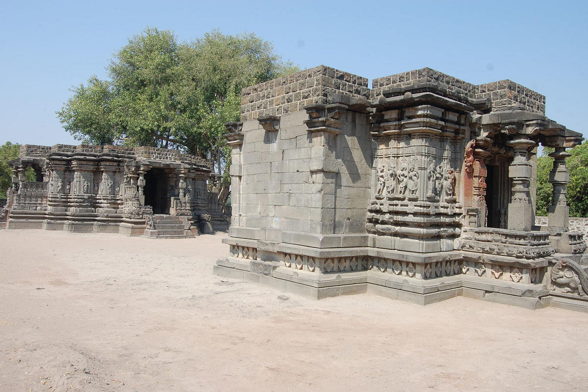 ಚಟ್ಟರಕಿ ಗ್ರಾಮದಲ್ಲಿನ ದತ್ತಾತ್ರೇಯ ದೇಗುಲದ ಹೊರ ನೋಟ