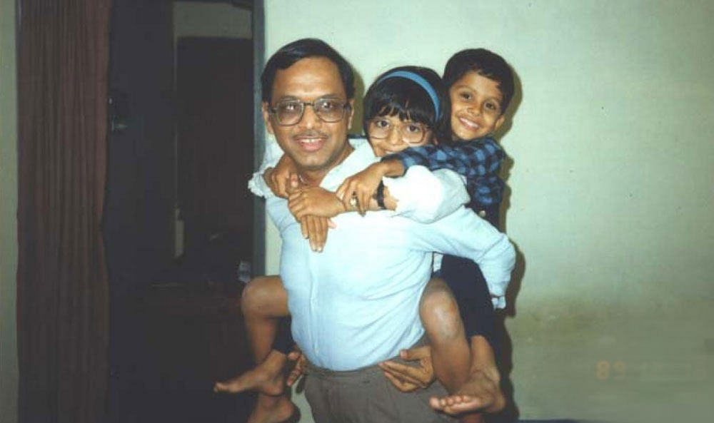 1989ರಲ್ಲಿ ನಾರಾಯಣಮೂರ್ತಿ ಜೊತೆ ರೋಹನ್ ಮತ್ತು ಅಕ್ಷತಾ.