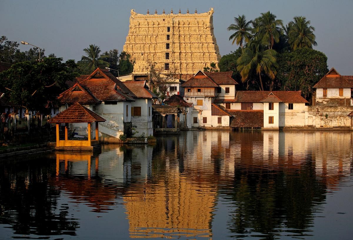 ಕೇರಳದ ತಿರುವನಂತಪುರದಲ್ಲಿರುವ ಅನಂತಪದ್ಮನಾಭಸ್ವಾಮಿ ದೇವಸ್ಥಾನ