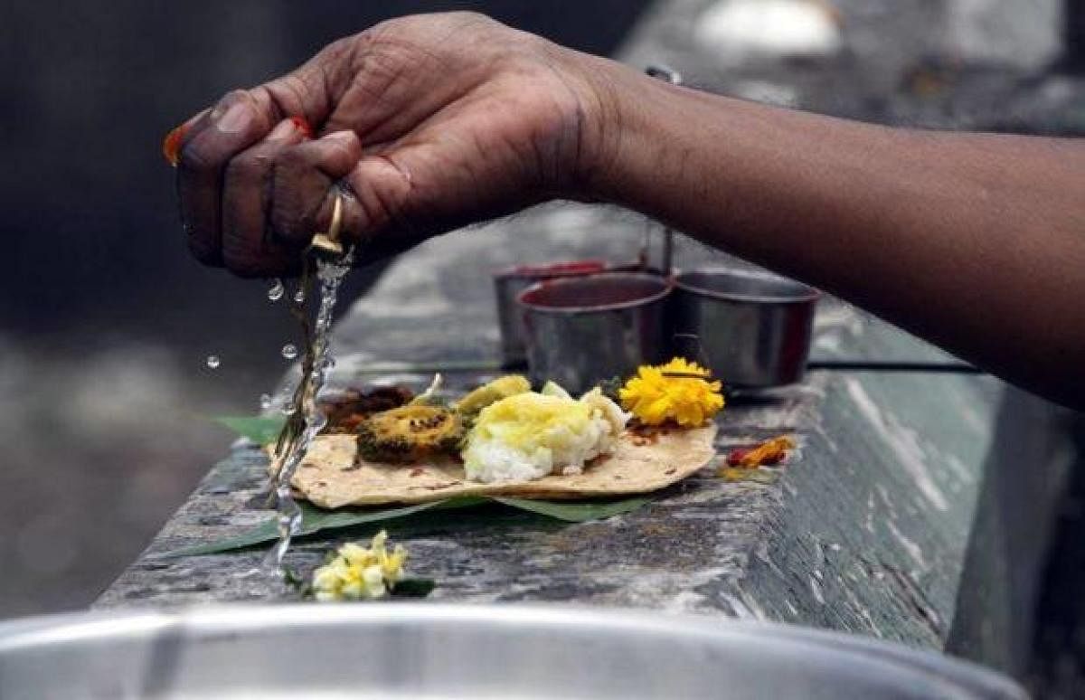 ಸಾಂಕೇತಿಕ ಚಿತ್ರ (ಪಿತೃಪಕ್ಷ)