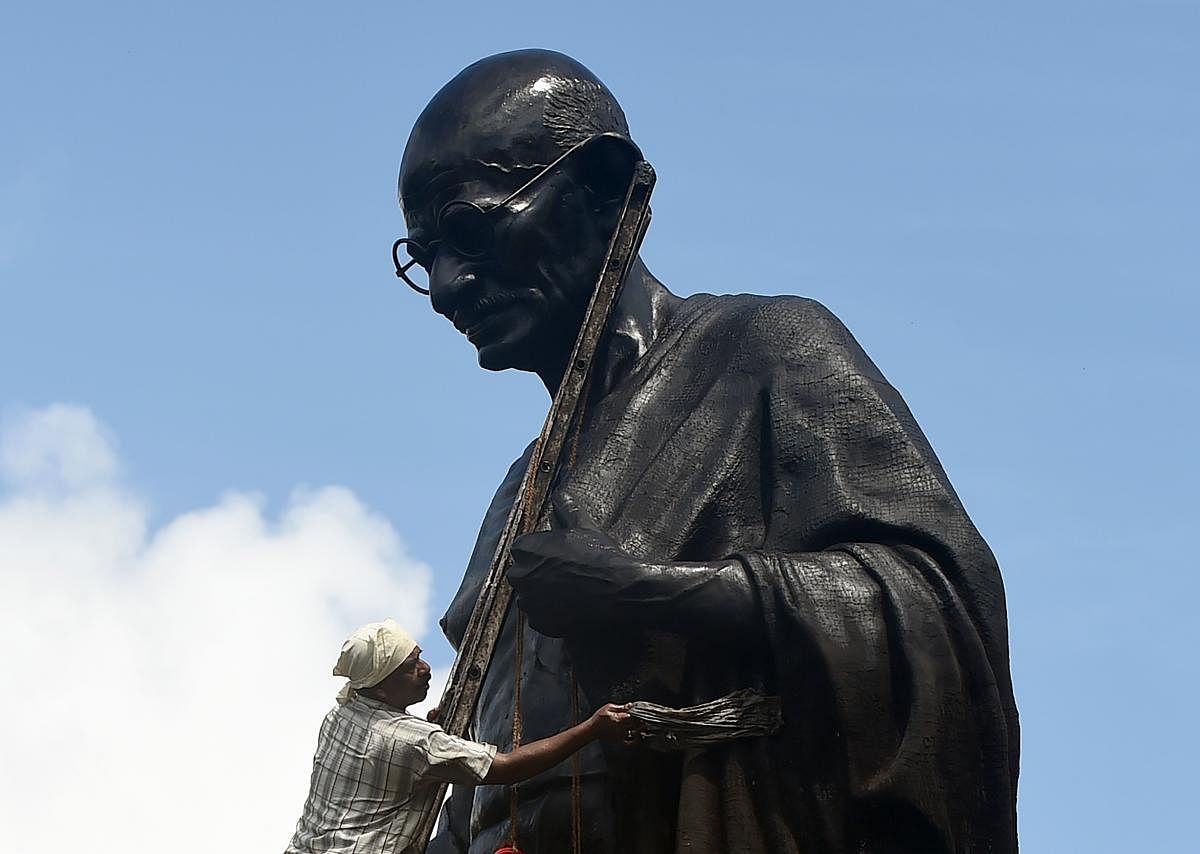 ರಾಷ್ಟ್ರಪಿತ ಮಹಾತ್ಮ ಗಾಂಧಿ