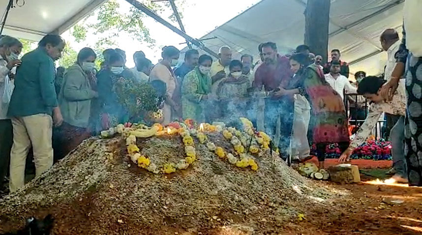 ನಟ ಪುನೀತ್‌ ರಾಜ್‌ಕುಮಾರ್‌ ಸಮಾಧಿ ಸ್ಥಳ