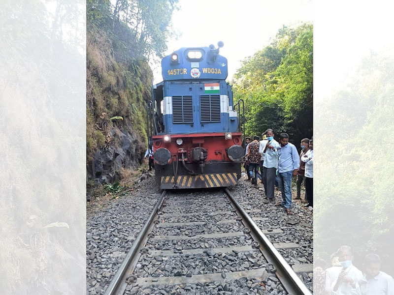 ಹಳಿ ತಪ್ಪಿದ ಅಮರಾವತಿ ಎಕ್ಸ್‌ಪ್ರೆಸ್