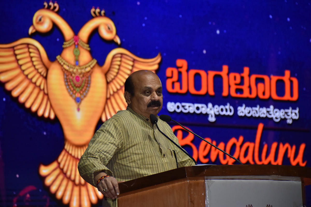 Chief Minister Basavaraj Bommai addressing at the inauguration of 13th Bengaluru international film festival at the GKVK in Bengaluru on Thursday. DH Photo by BK Janardhan