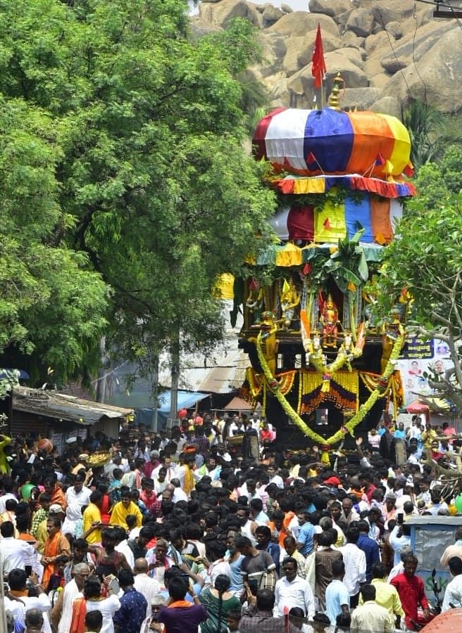 ಆನೆಗೊಂದಿ ಗ್ರಾಮದ ರಂಗನಾಥ ಸ್ವಾಮಿ ರಥೋತ್ಸವ