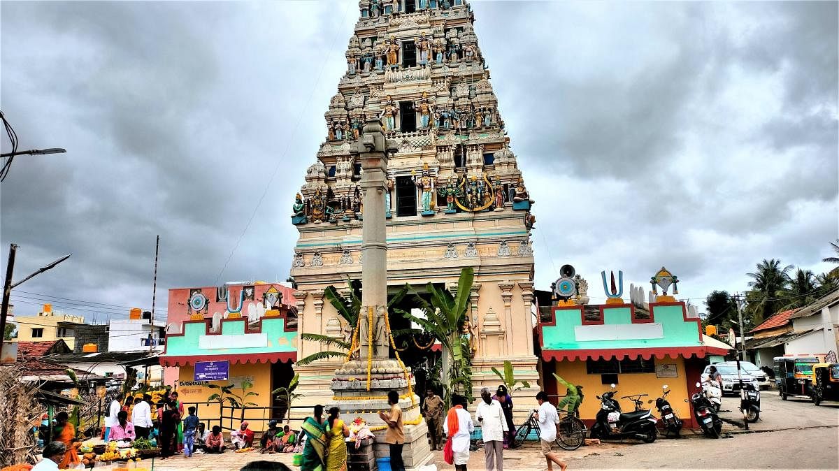 ಕನಕಪುರ ತಾಲ್ಲೂಕಿನ ಕಲ್ಲಹಳ್ಳಿಯ ಶ್ರೀನಿವಾಸ ದೇವಾಲಯ