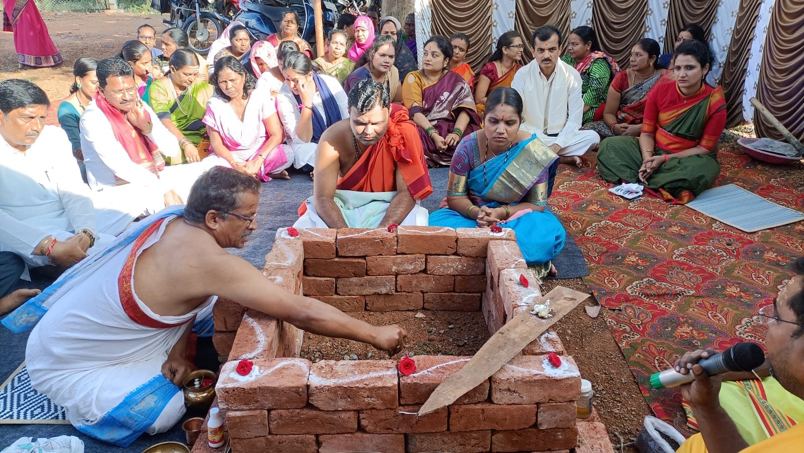 ವಿಜಯನಗರ ಜಿಲ್ಲೆಯ ನೂತನ ಬಿಜೆಪಿ ಕಟ್ಟಡಕ್ಕೆ ಭೂಮಿಪೂಜೆ ನೆರವೇರಿತು