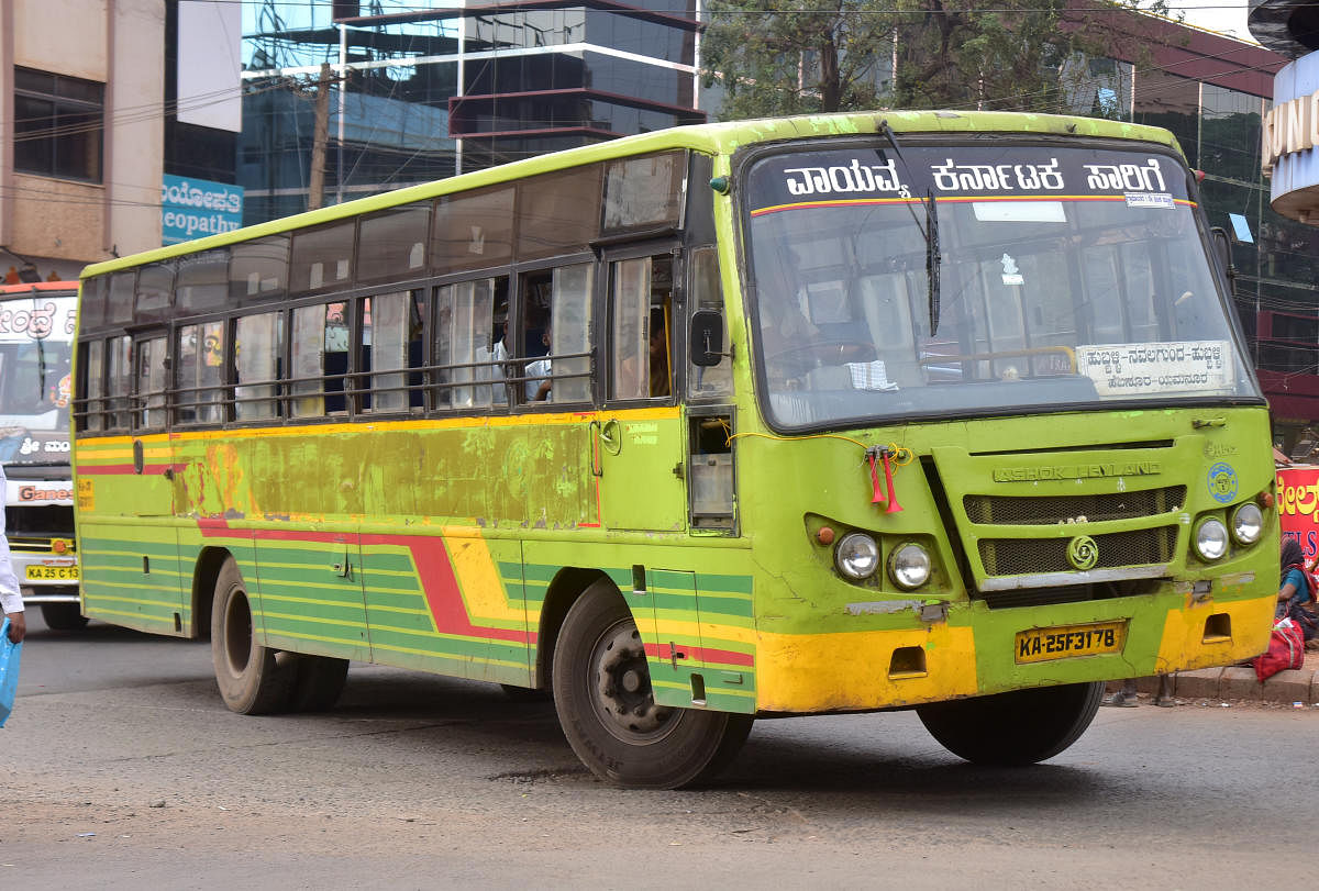 ವಾಯವ್ಯ ಕರ್ನಾಟಕ ರಸ್ತೆ ಸಾರಿಗೆ ಸಂಸ್ಥೆಯ ಬಸ್‌