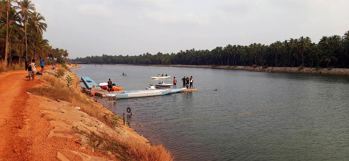 ಬ್ರಹ್ಮಾವರ ಬೈಕಾಡಿಯಲ್ಲಿ ನಡೆಯುವ ರಾಷ್ಟ್ರೀಯ ಮಟ್ಟದ ಡ್ರ್ಯಾಗನ್ ಬೋಟ್ ಪಂದ್ಯಾವಳಿಗೆ ಭರದ ತಯಾರಿ ನಡೆಯುತ್ತಿದೆ